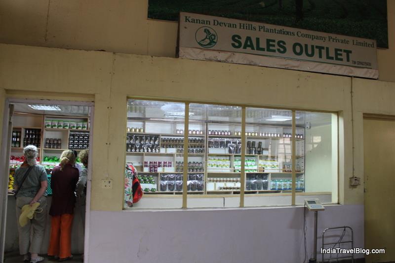 Sales outlet in Tea Museum