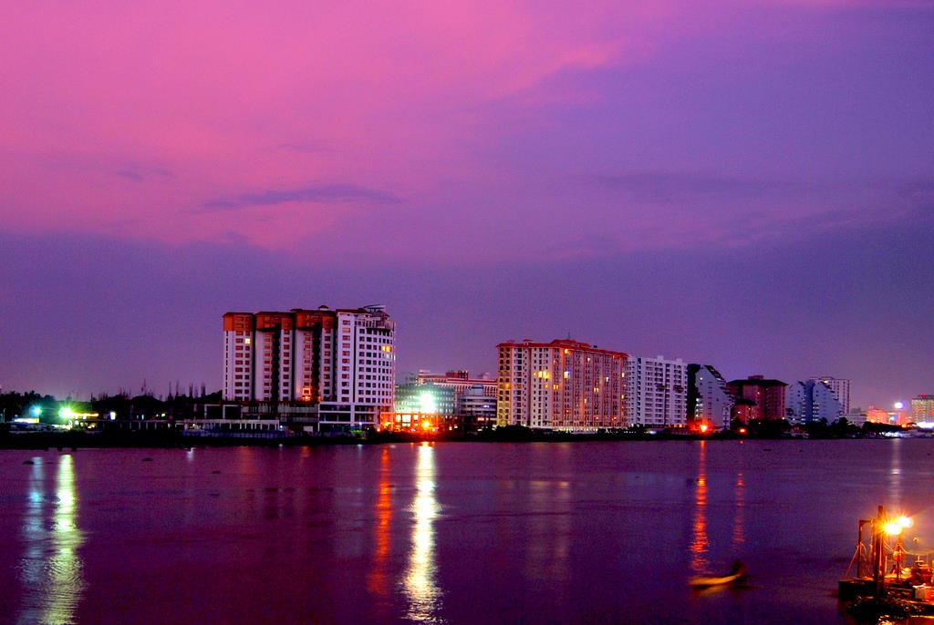 Kochi,Best Tourist Places in Kerala you Must Visit