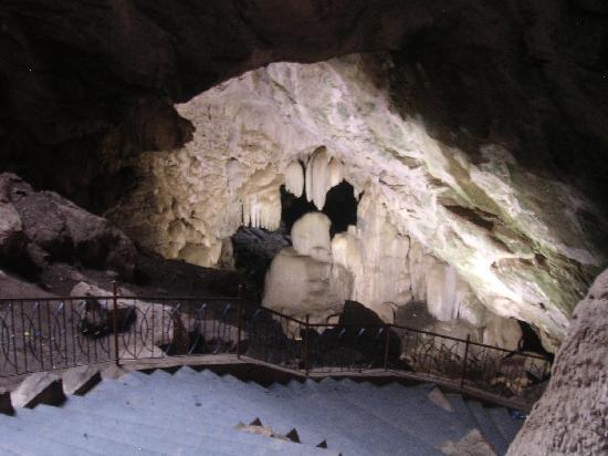 Borra Caves_stairs