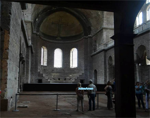 The cross in the apse of the Hagia Irene Church