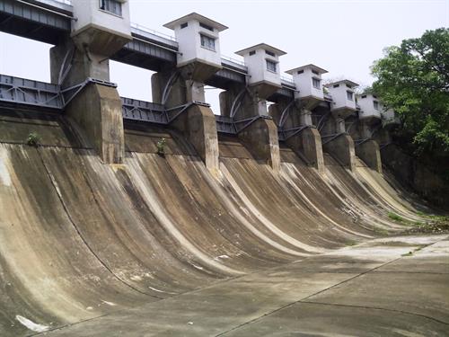 Dimna Dam view