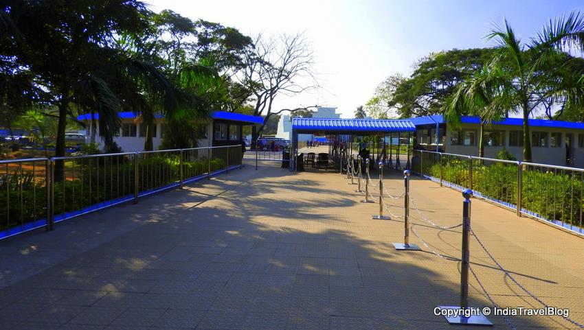 Vandalur Zoo