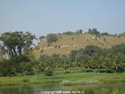 Karighatta