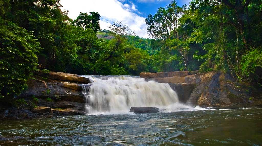 ThommanKuthu-Water-falls