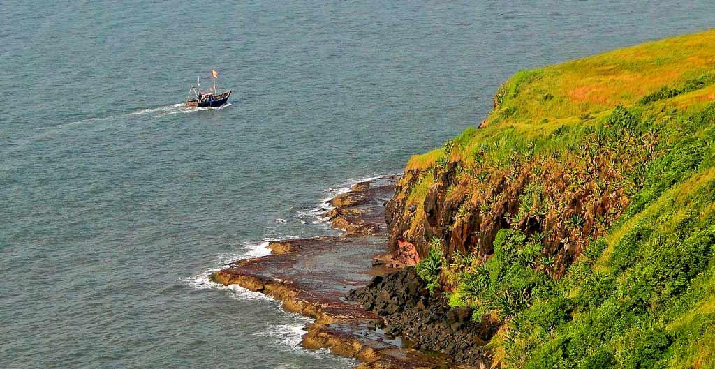 best places to visit in maharashtra ratnagiri