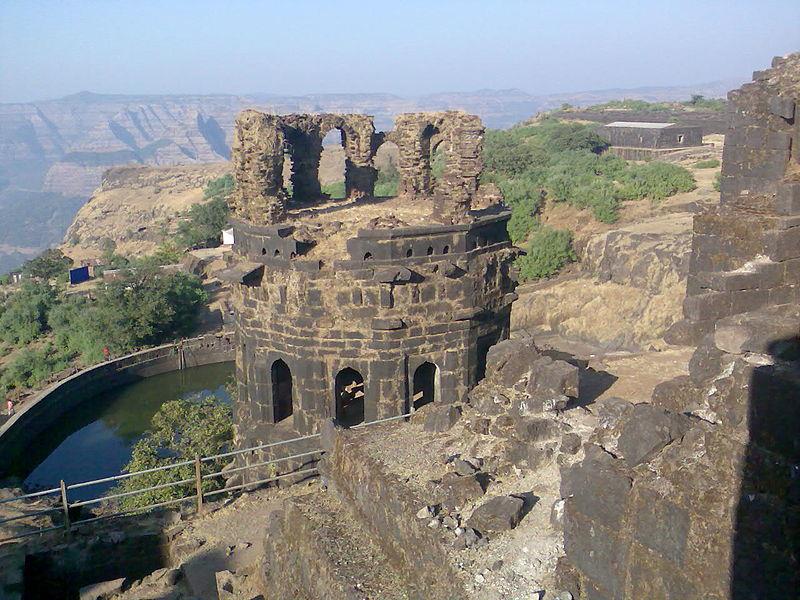 Raigarh Fort Mahad tourist place in maharastra