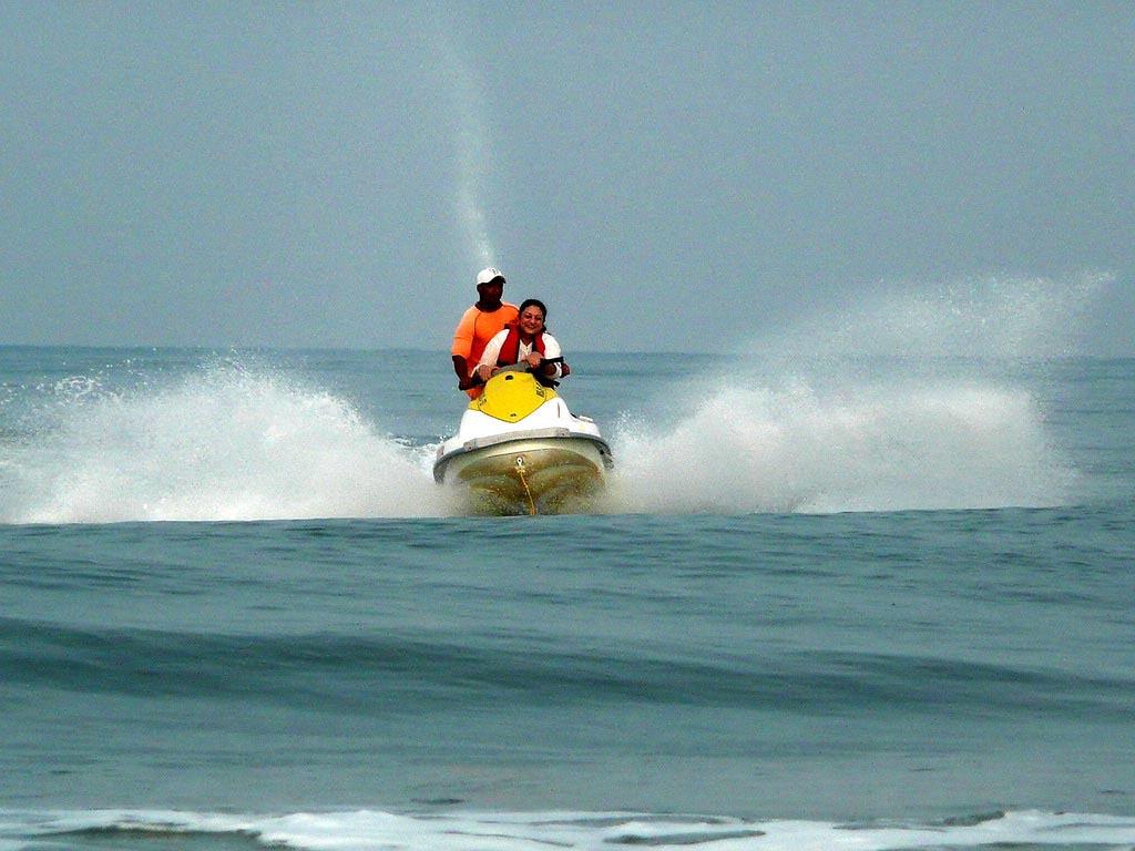 Water sports in Goa