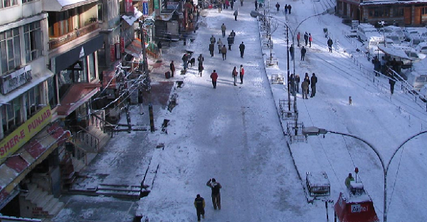 Manali a snowfall destination India