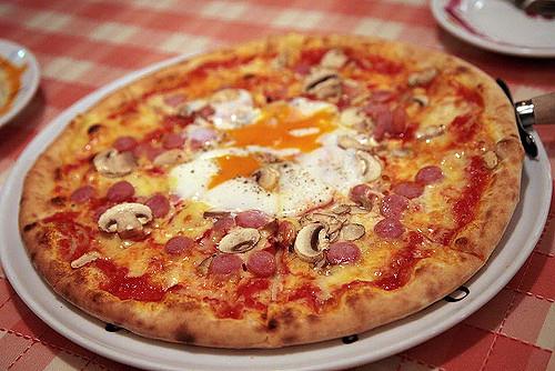 Tanto Pizzeria for the Famous Italian Food