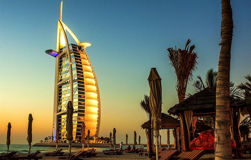 Dubai Travel Diary - Enjoy Authentic Bedouin Flavor with Desert Safari