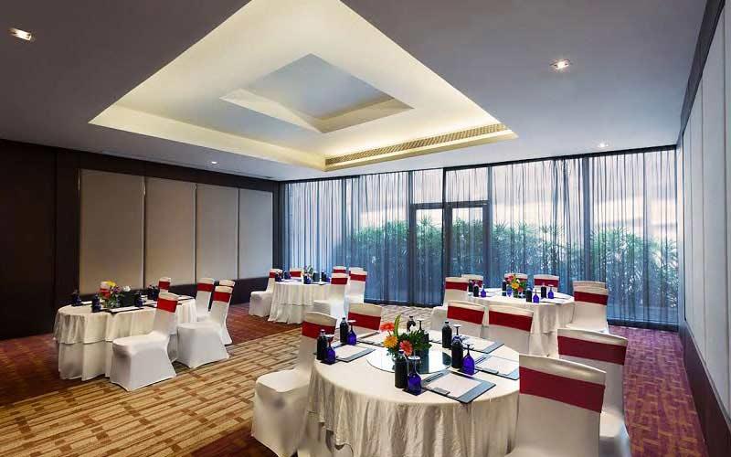 Crowne Plaza, Kochi-Best destination wedding venue kerala
