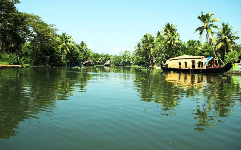 kasargod-backwaters in kerala