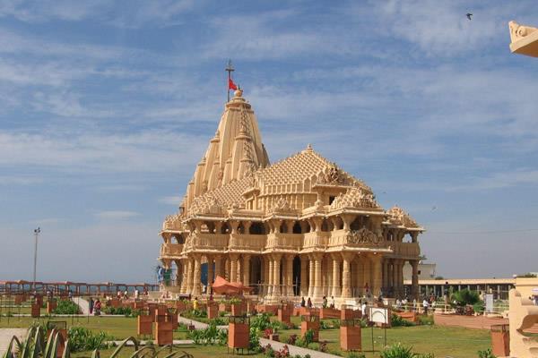 Somnath-Famous Shiva Temples in India
