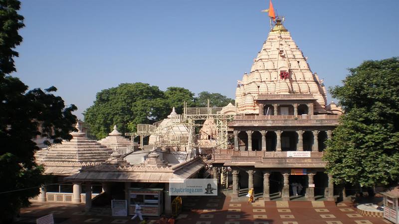 Mahakaleshwar-Famous Shiva Temples in India